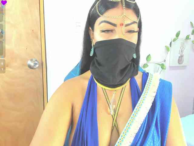 IniyaParul webcam