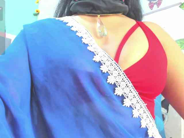 IniyaParul webcam