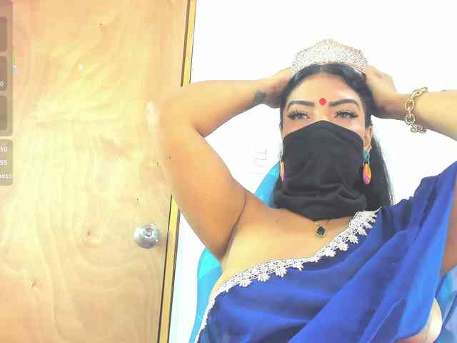 IniyaParul webcam