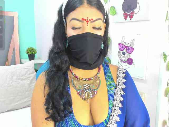 IniyaParul webcam