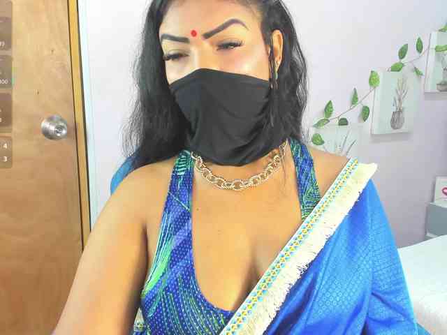 IniyaParul webcam