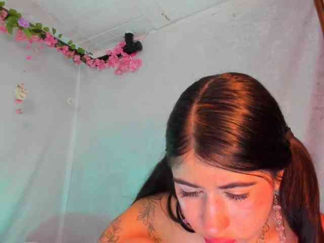 Yelina webcam
