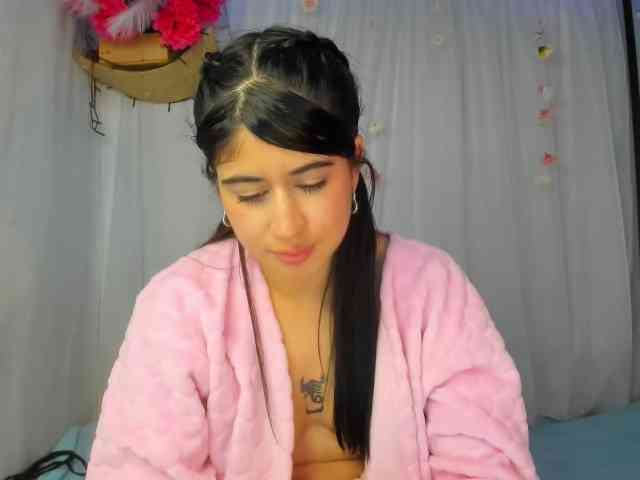 Yelina webcam