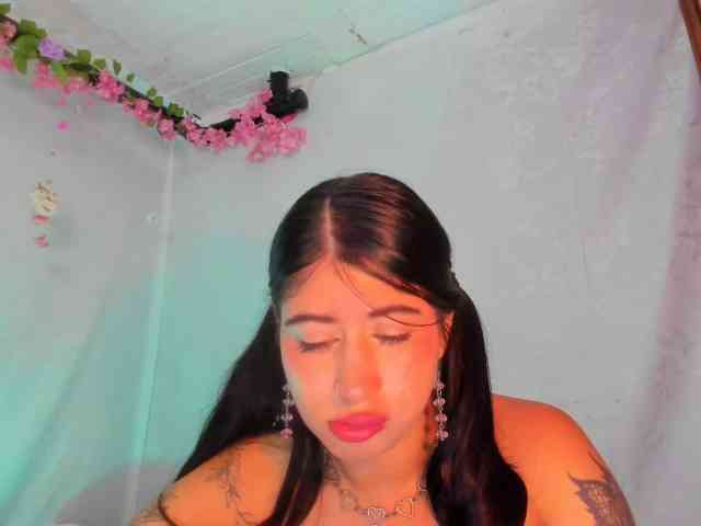 Yelina webcam
