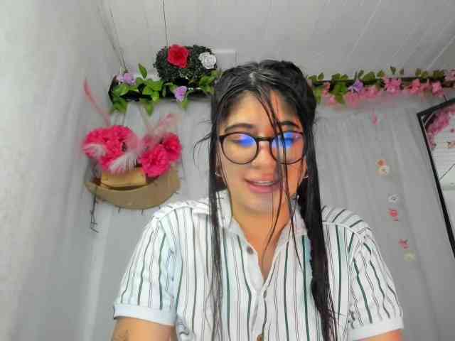 Yelina webcam