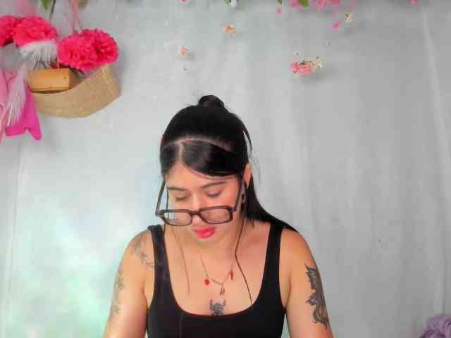 Yelina Yelina