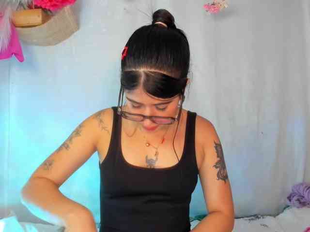 Yelina webcam