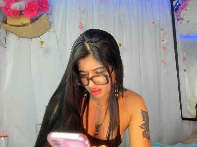 Yelina webcam