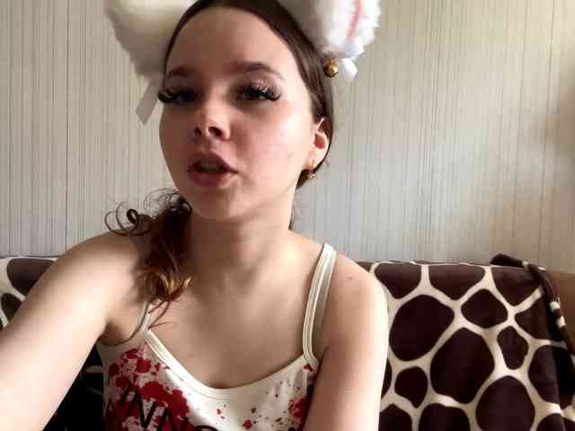 Lil-RO-XO webcam
