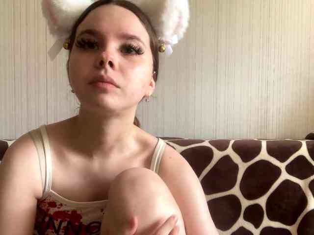 Lil-RO-XO webcam