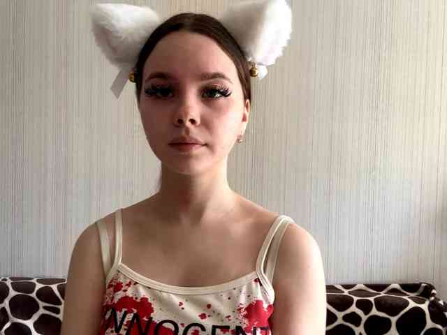 Lil-RO-XO webcam