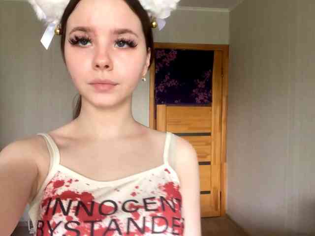 Lil-RO-XO webcam
