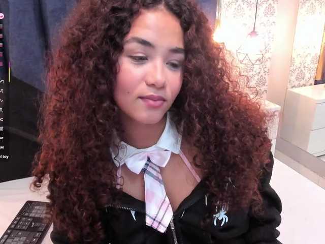 le modèle Irina-Federovna est en webcam porno dans un show sur le site bongacams, il possède les tags suivants: Latino/Hispanic,Brunette,Shaved