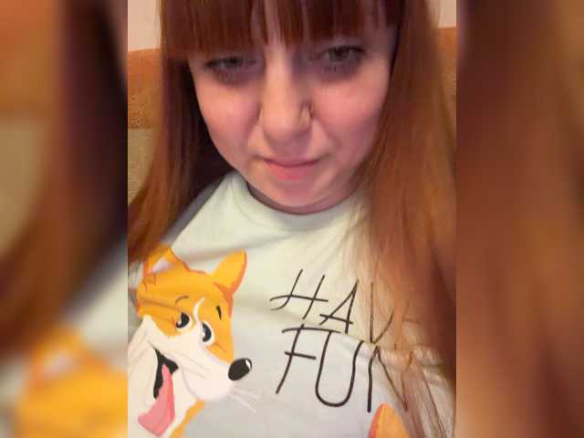 MilfaSguirt live cam