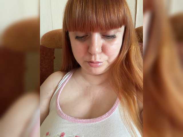 MilfaSguirt live webcam show