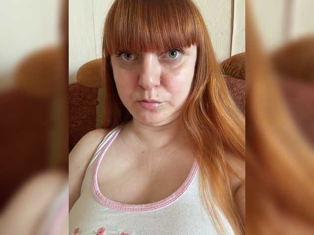 MilfaSguirt live webcam show