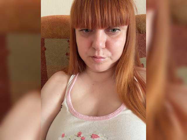 MilfaSguirt live webcam show