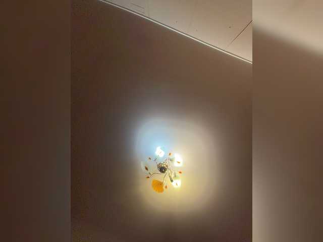 MilfaSguirt live webcam show