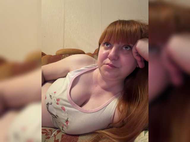MilfaSguirt live webcam show