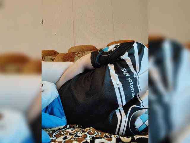MilfaSguirt webcam