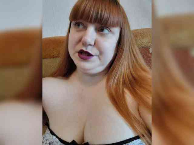 MilfaSguirt webcam