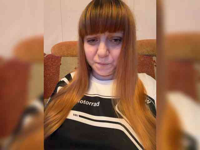 MilfaSguirt webcam