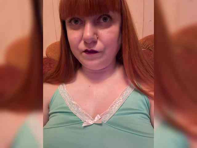 MilfaSguirt webcam