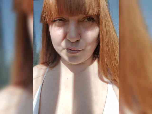 MilfaSguirt webcam