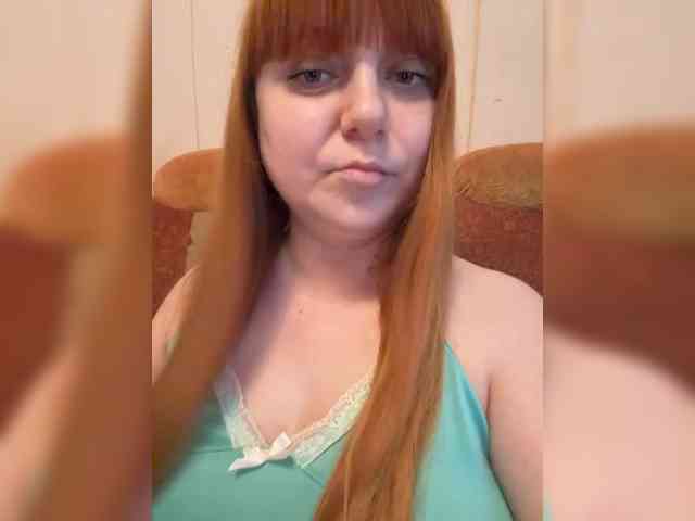 MilfaSguirt webcam