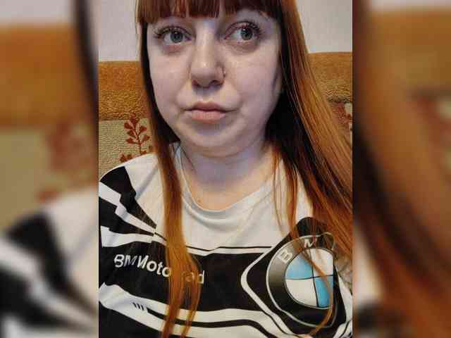 MilfaSguirt webcam