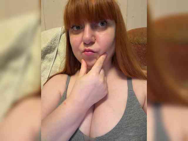 MilfaSguirt webcam