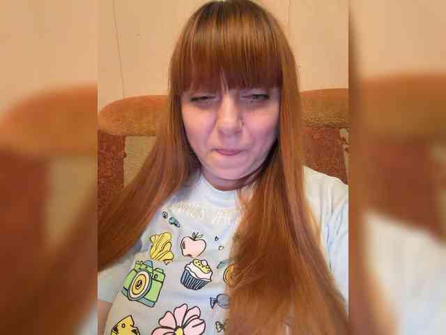 MilfaSguirt webcam