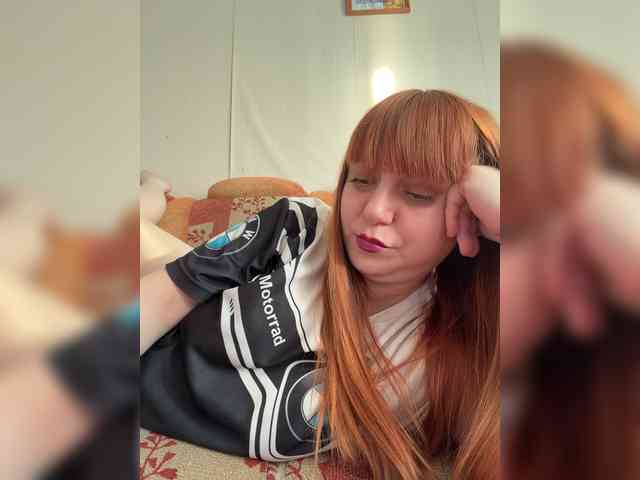 MilfaSguirt webcam