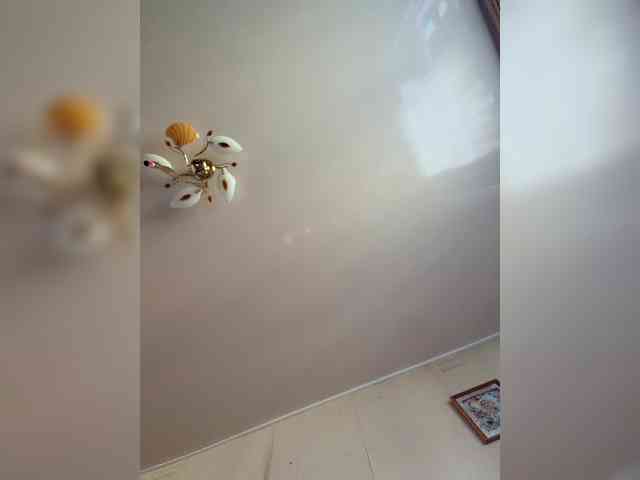 MilfaSguirt webcam