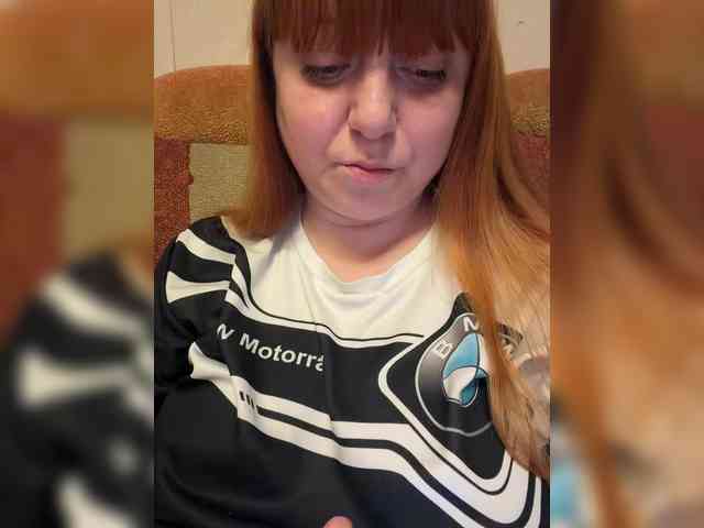 MilfaSguirt webcam