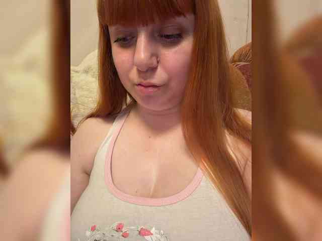 MilfaSguirt webcam