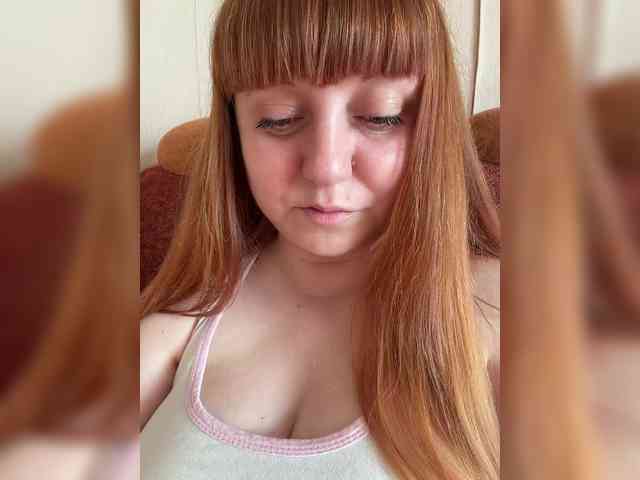 MilfaSguirt webcam