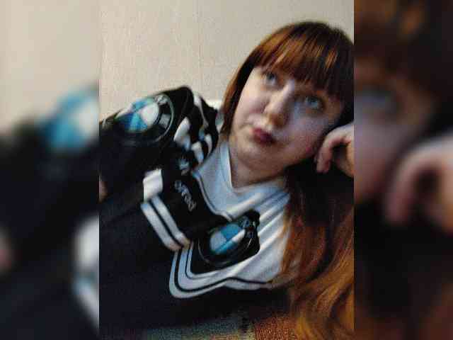 MilfaSguirt webcam