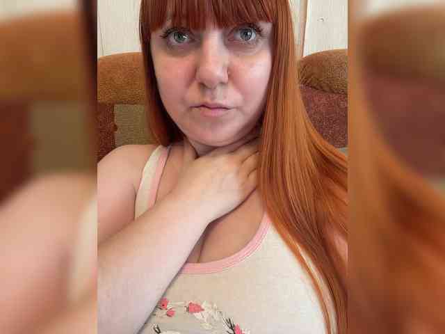 MilfaSguirt webcam