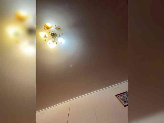 MilfaSguirt webcam
