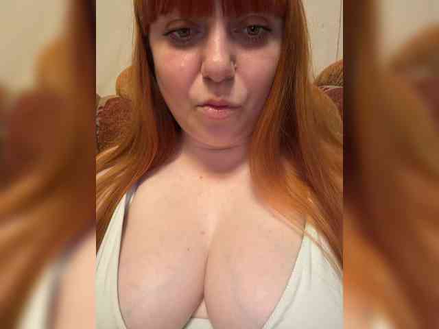 MilfaSguirt webcam