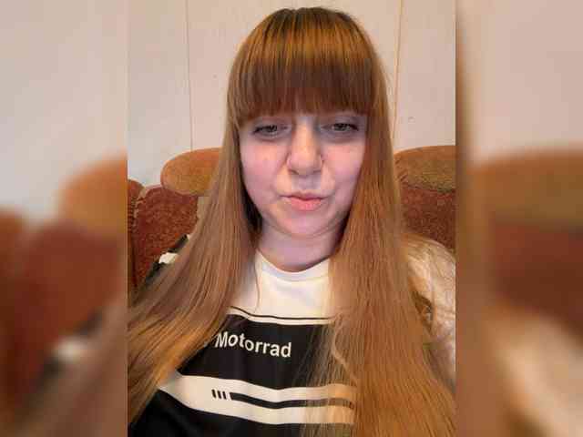 MilfaSguirt webcam