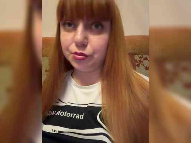 MilfaSguirt webcam