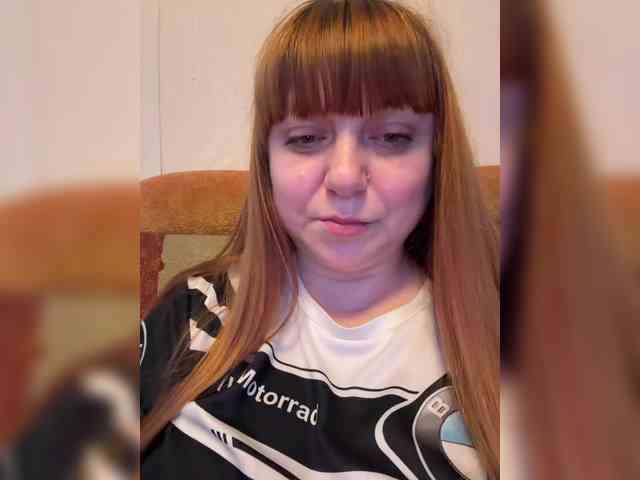 MilfaSguirt webcam