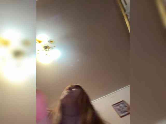 MilfaSguirt webcam