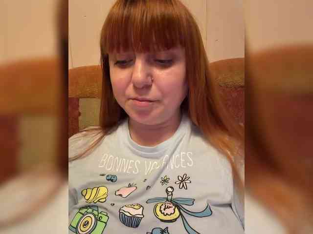 MilfaSguirt webcam