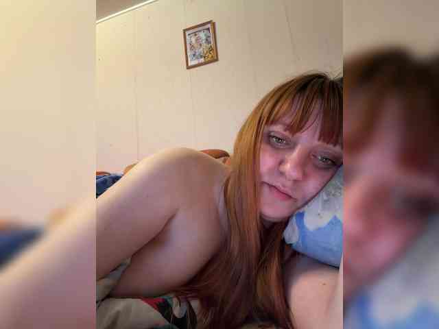 MilfaSguirt webcam