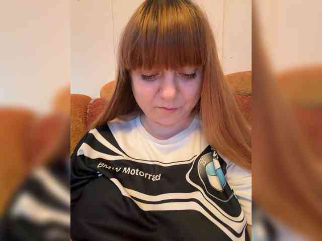 MilfaSguirt webcam