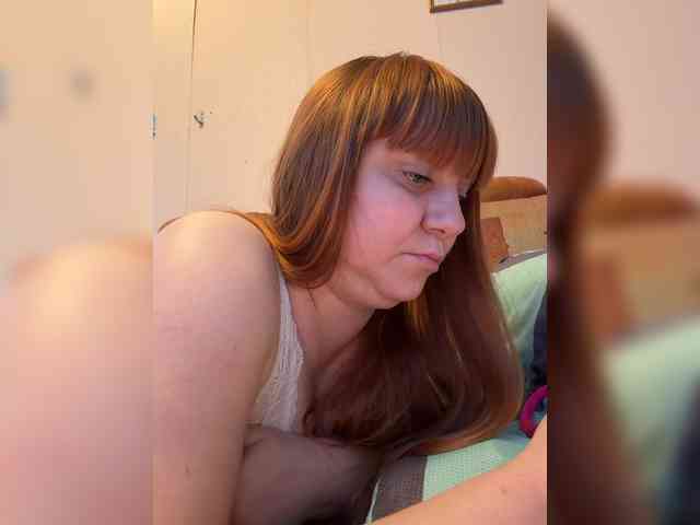 MilfaSguirt webcam