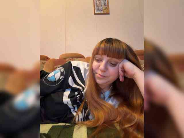 MilfaSguirt's webcam live show